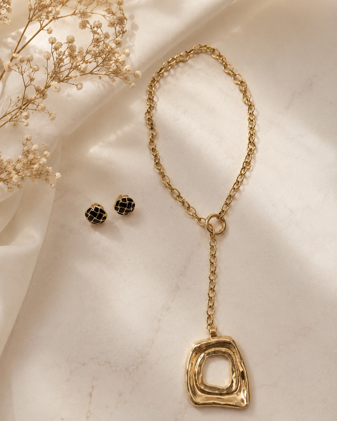 Juliette Gold Pendant Necklace & Earring Set